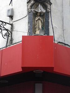 495   vierge rue de la bastille